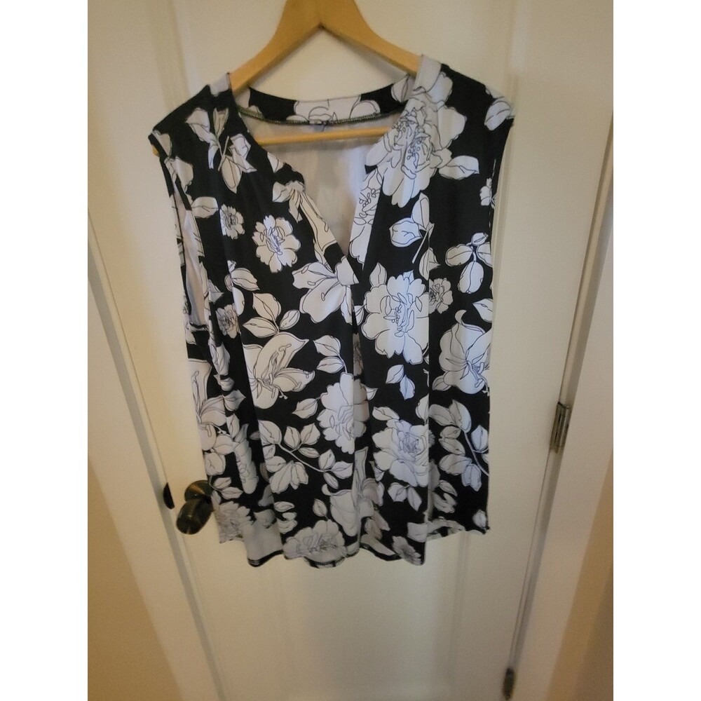 Black Boho Floral Tunic Top For Layering Or To Be Worn Alone Sz 2x
